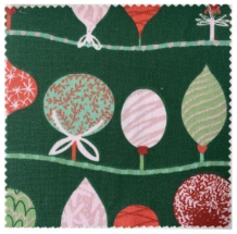 Yeşil Çam Ağaçlı